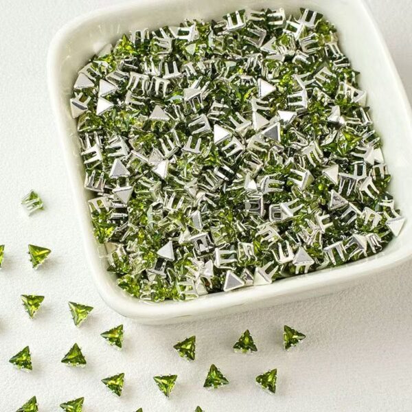 微信图片_20251116190303_30_10 Triangle Diamond