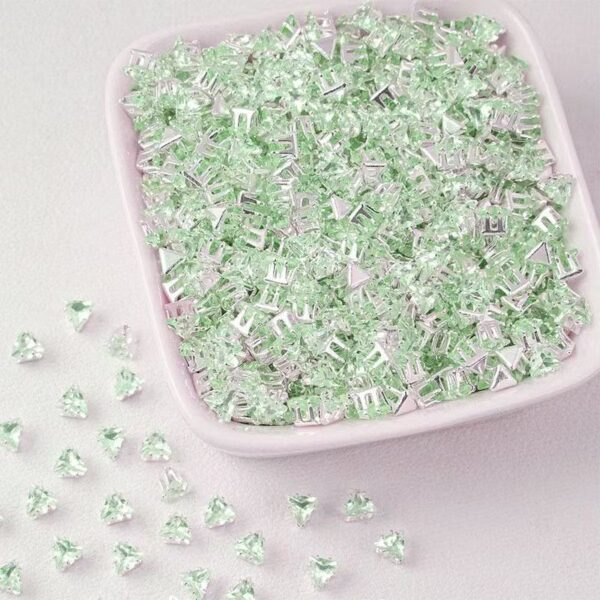 微信图片_20251116190304_32_10 Triangle Diamond