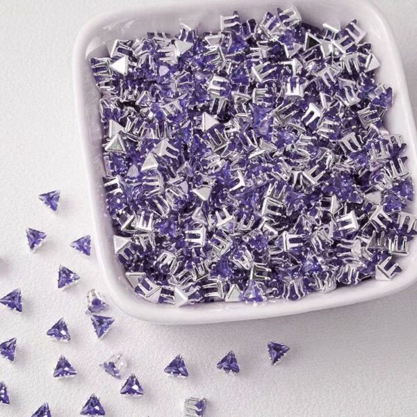 微信图片_20251116190306_35_10 Triangle Diamond