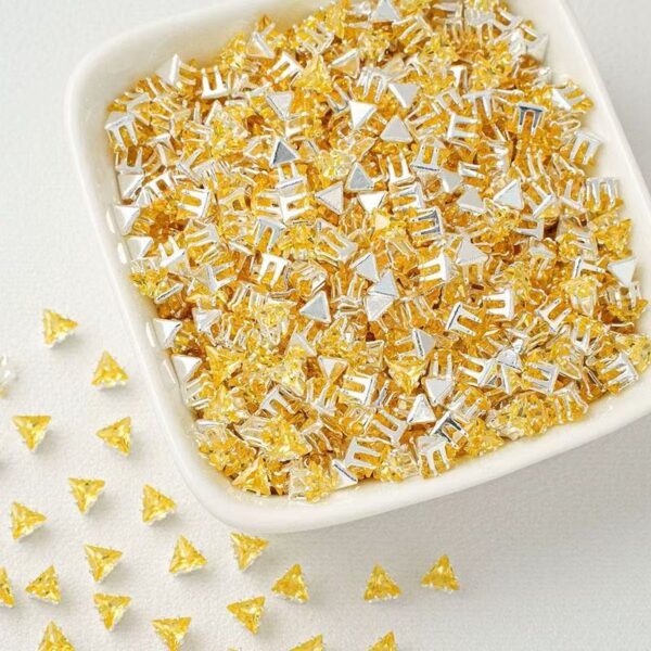 微信图片_20251116190307_37_10 Triangle Diamond