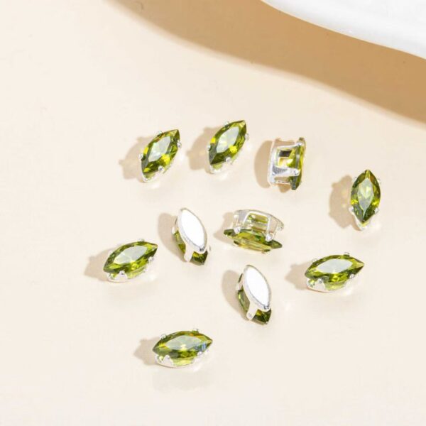 微信图片_20251116191206_46_10 Small Marquise Diamond